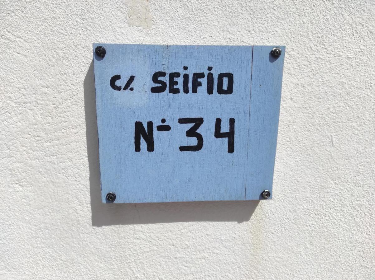 Casa De Los Pajaritos. Charco del Palo Exterior foto