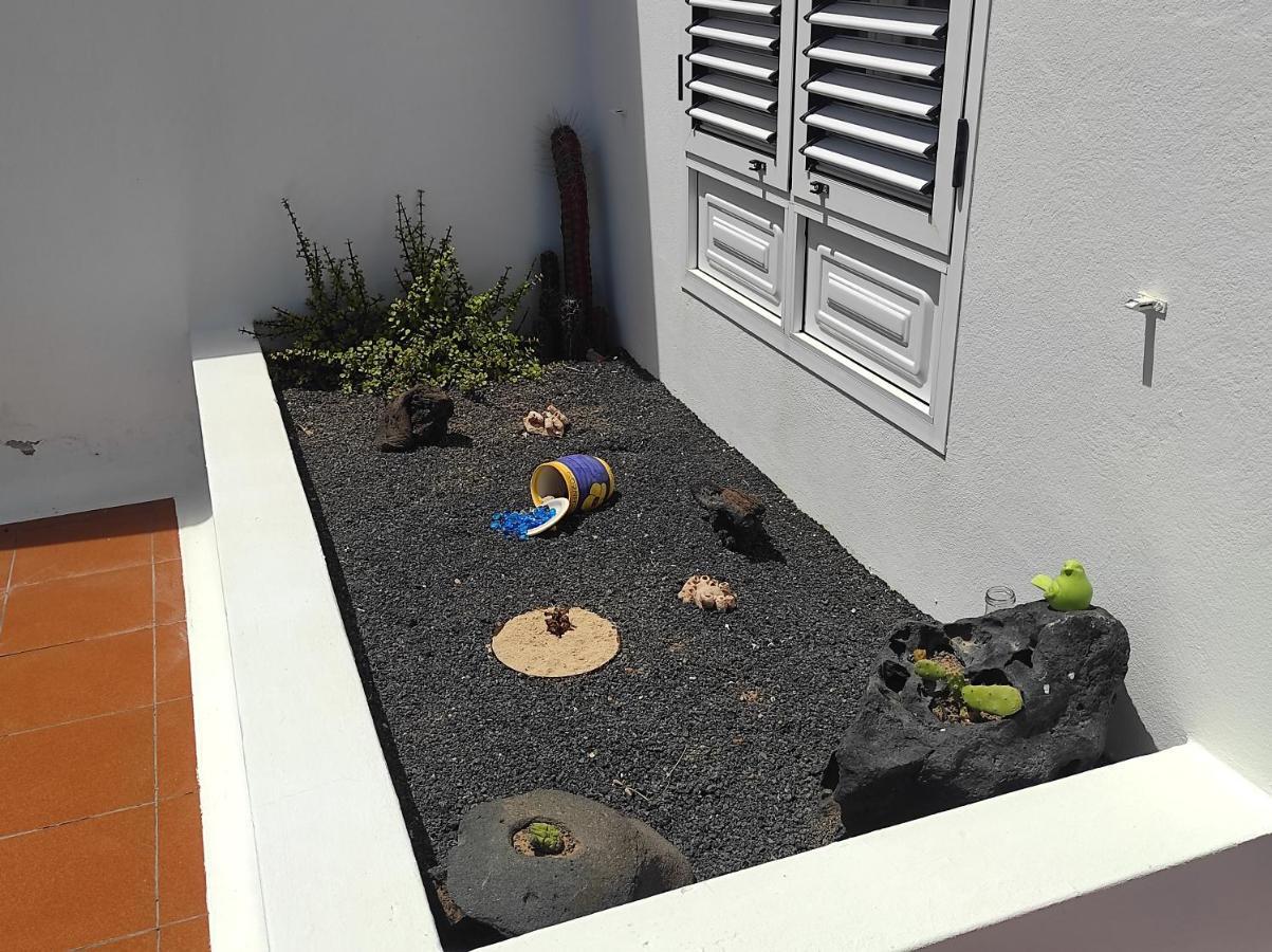 Casa De Los Pajaritos. Charco del Palo Exterior foto